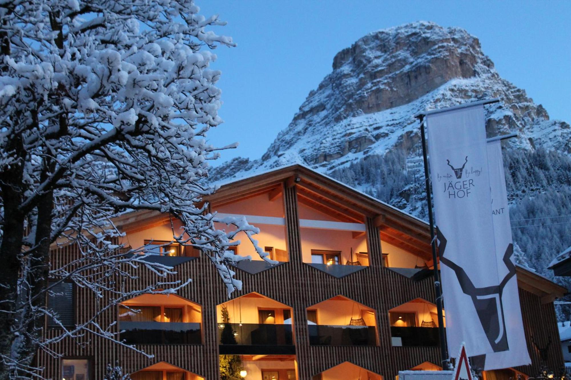 Hotel Jaegerhof Colfosco Exteriér fotografie