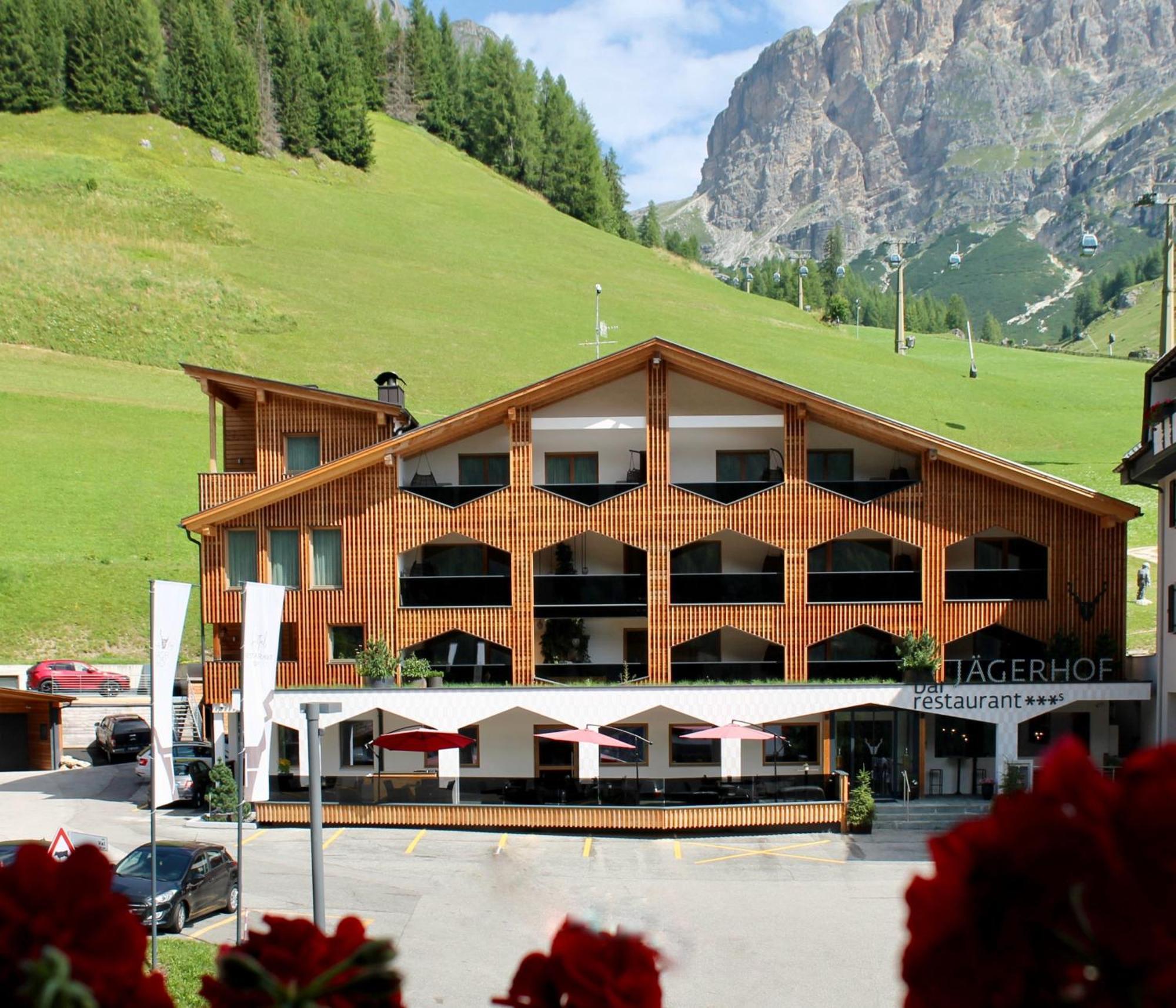 Hotel Jaegerhof Colfosco Exteriér fotografie